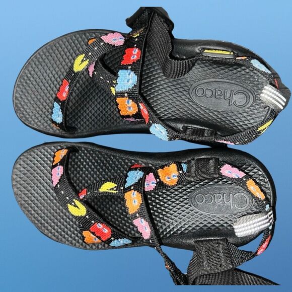 Kid’s Chaco PAC-MAN 80s Arcade Classic Z/Sandals Size Youth 2 Excellent Shape - Picture 6 of 7